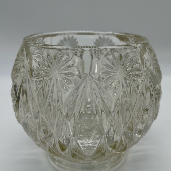 Vintage Avon (signed) Crystal Glow votive candle holder starburst diamond etched - Picture 1 of 6